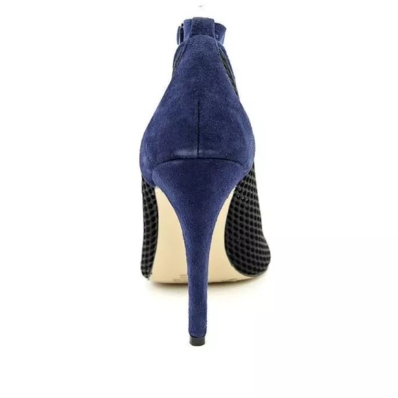 BCBGeneration Cynthia suede mesh pointed toe ankle strap heels pumps Sz 8 - Picture 2 of 12